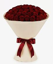 Букет 101 Бордовая роза Блэк Бакарра в Магнитогорске