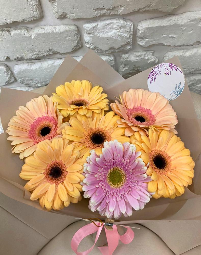 Букет цветов из: Герберы в Магнитогорске