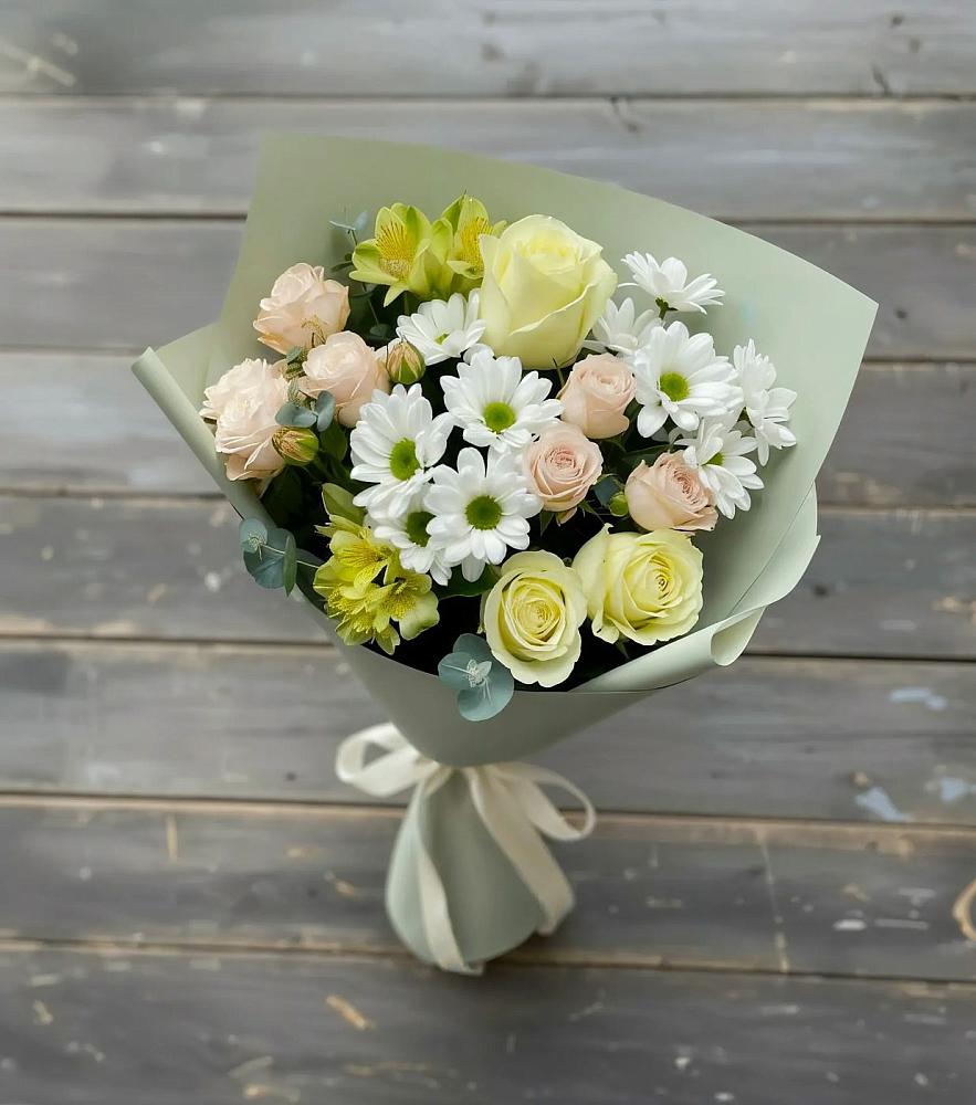 Букет цветов из: Альстромерии, Розы и Хризантемы в Магнитогорске