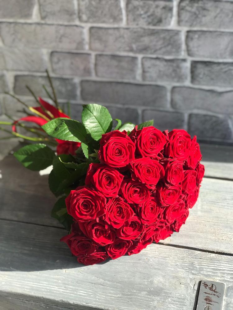 Букет Красные розы Фридом в Магнитогорске