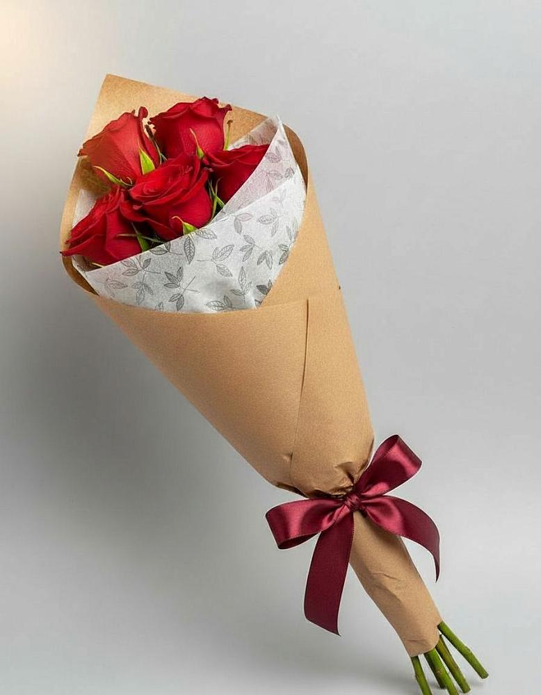 Букет цветов из: Розы в Магнитогорске