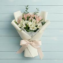 Букет цветов из:  Альстромерии в Магнитогорске