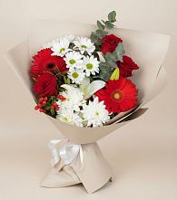 Букет цветов из:  Розы, Хризантемы, Герберы и Лилии в Магнитогорске