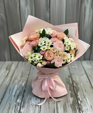Букет цветов из:  Гвоздики, Розы и Хризантемы в Магнитогорске
