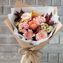 Букет цветов из:  Гвоздики, Хризантемы и Розы в Магнитогорске
