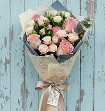 Букет цветов из:  Розы в Магнитогорске