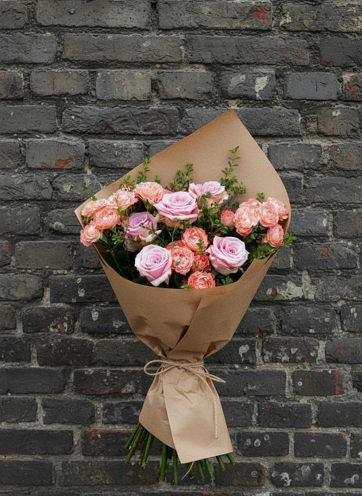 Букет цветов из: Розы в Магнитогорске