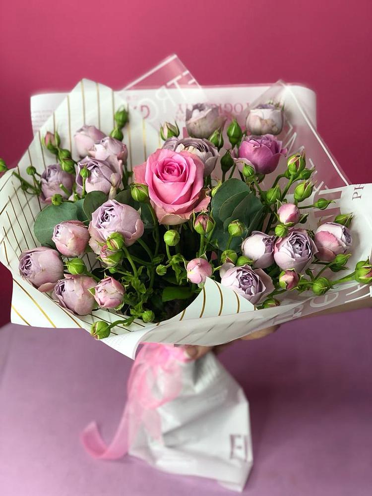 Букет цветов из: Розы в Магнитогорске