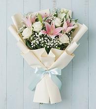Букет цветов из:  Лилии в Магнитогорске